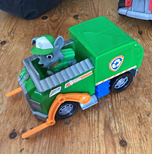 Paw patrol rocky green - paw,