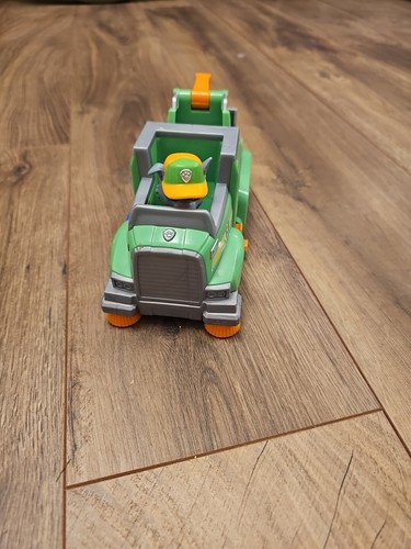 Paw patrol rocky ultimate - patrol,