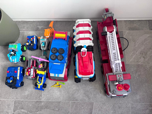 Paw patrol plastic truck - paw,