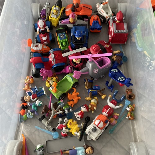 Paw patrol figure - paw, and