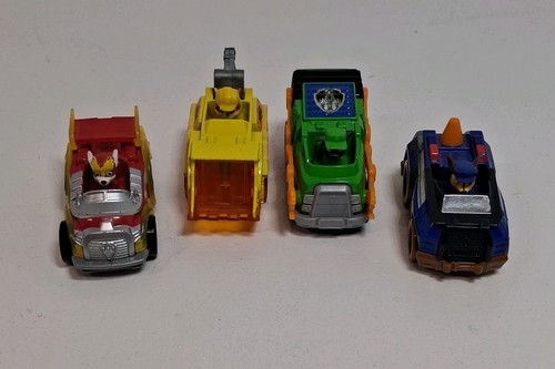 Bundle diecast paw - of, 4