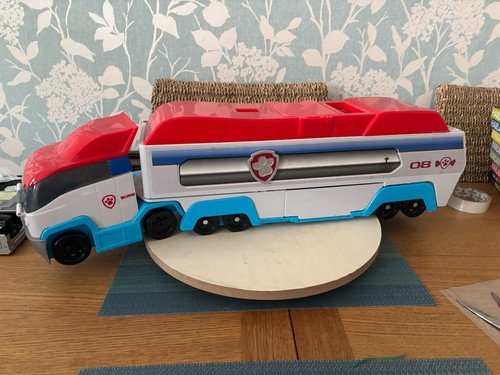 Paw patrol launch - patrol, n